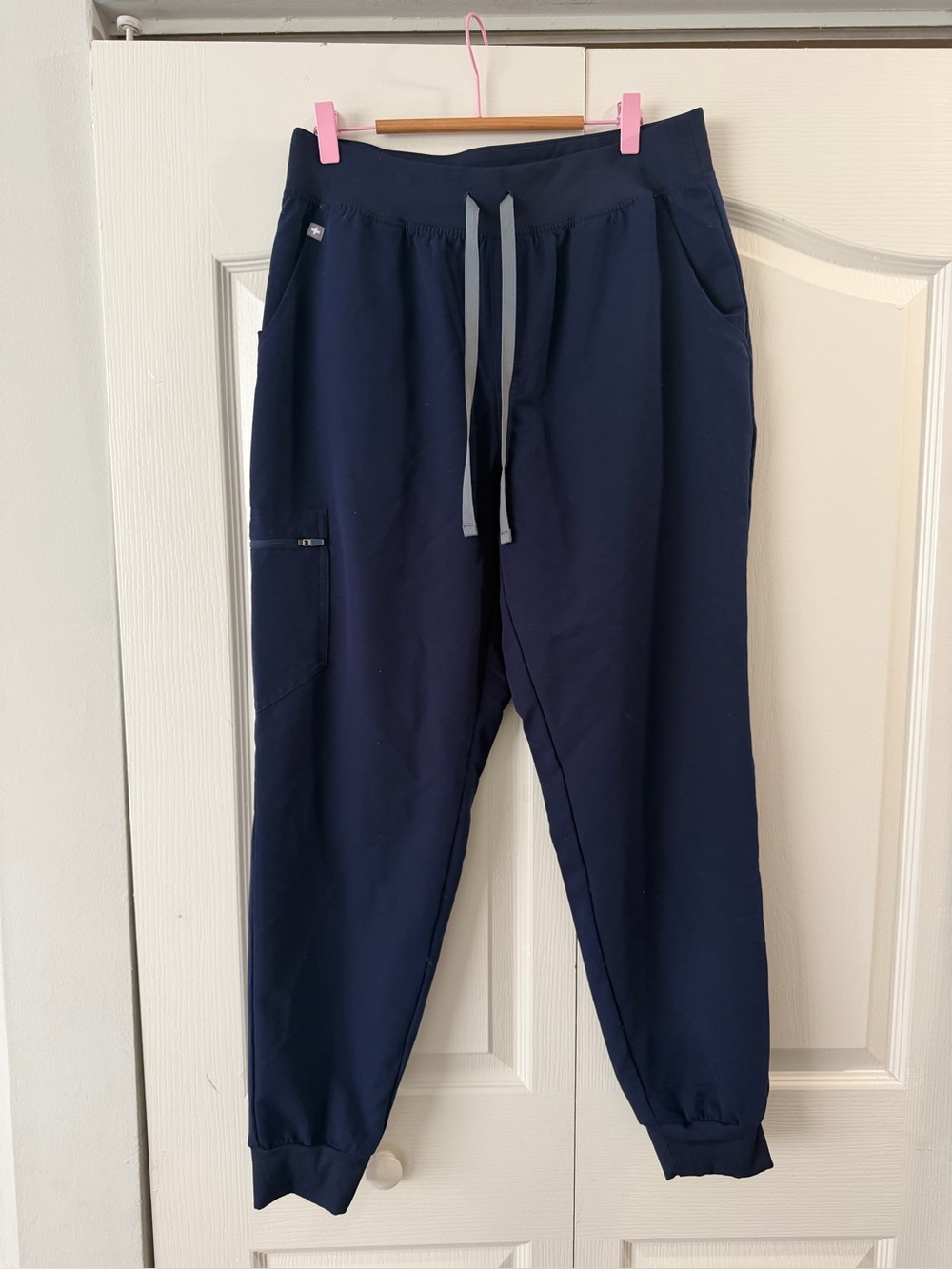 Figs Navy Women’s Jogger Sweatpants with Gray Drawstring